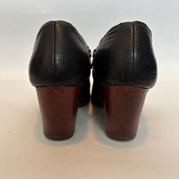 Kork-Ease womens Holmes Wedge Ankle Bootie Black Leather side zip size 8.5 - Picture 6 of 11